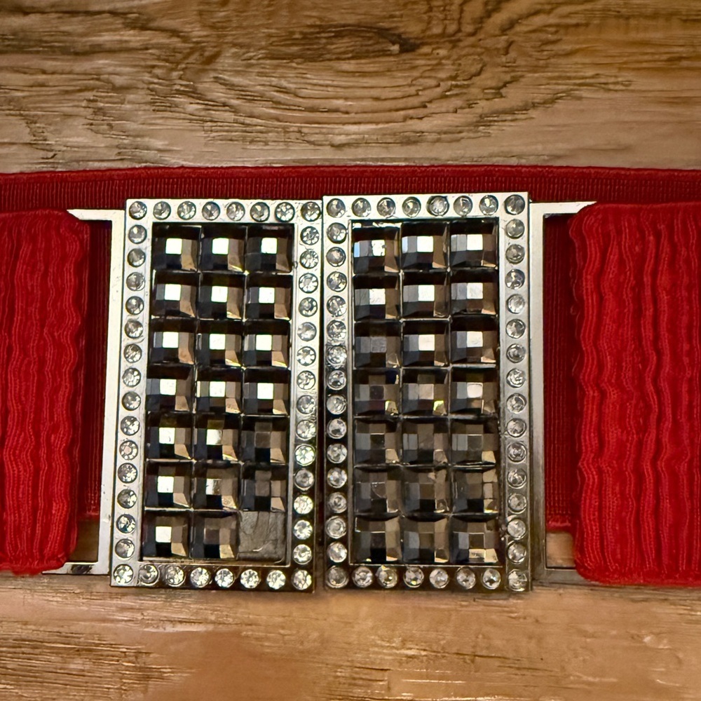 Wide Red Belt with Rhinestone (missing one) Buckle L35 Cocktail New Years Eve